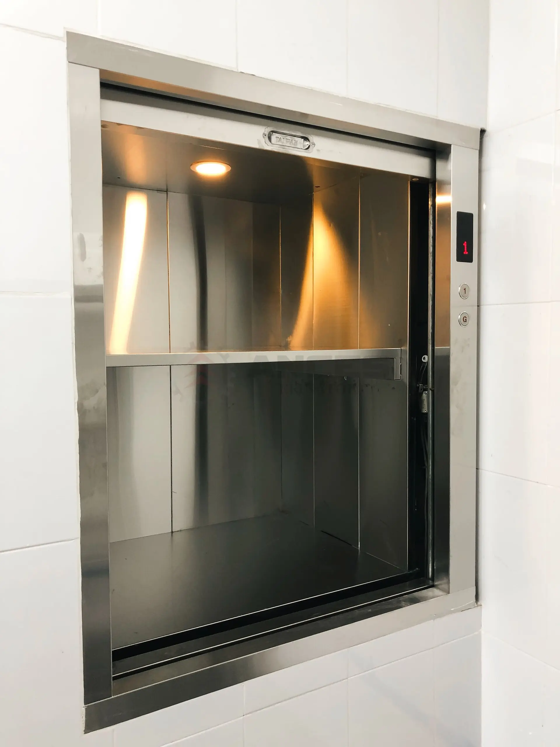 THANG MÁY TẢI THỰC PHẨM